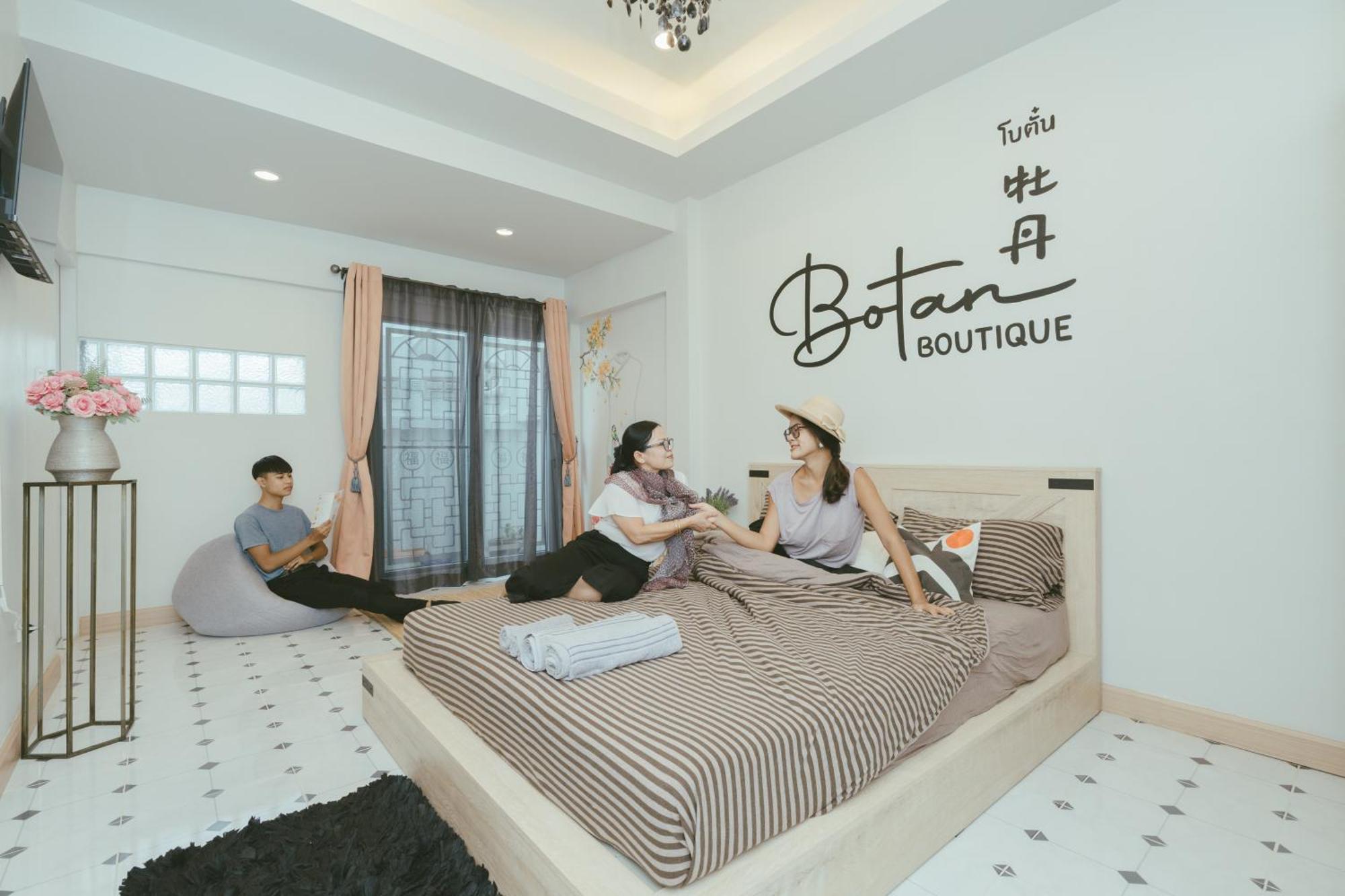 Patong Botan Boutique Hotel מראה חיצוני תמונה